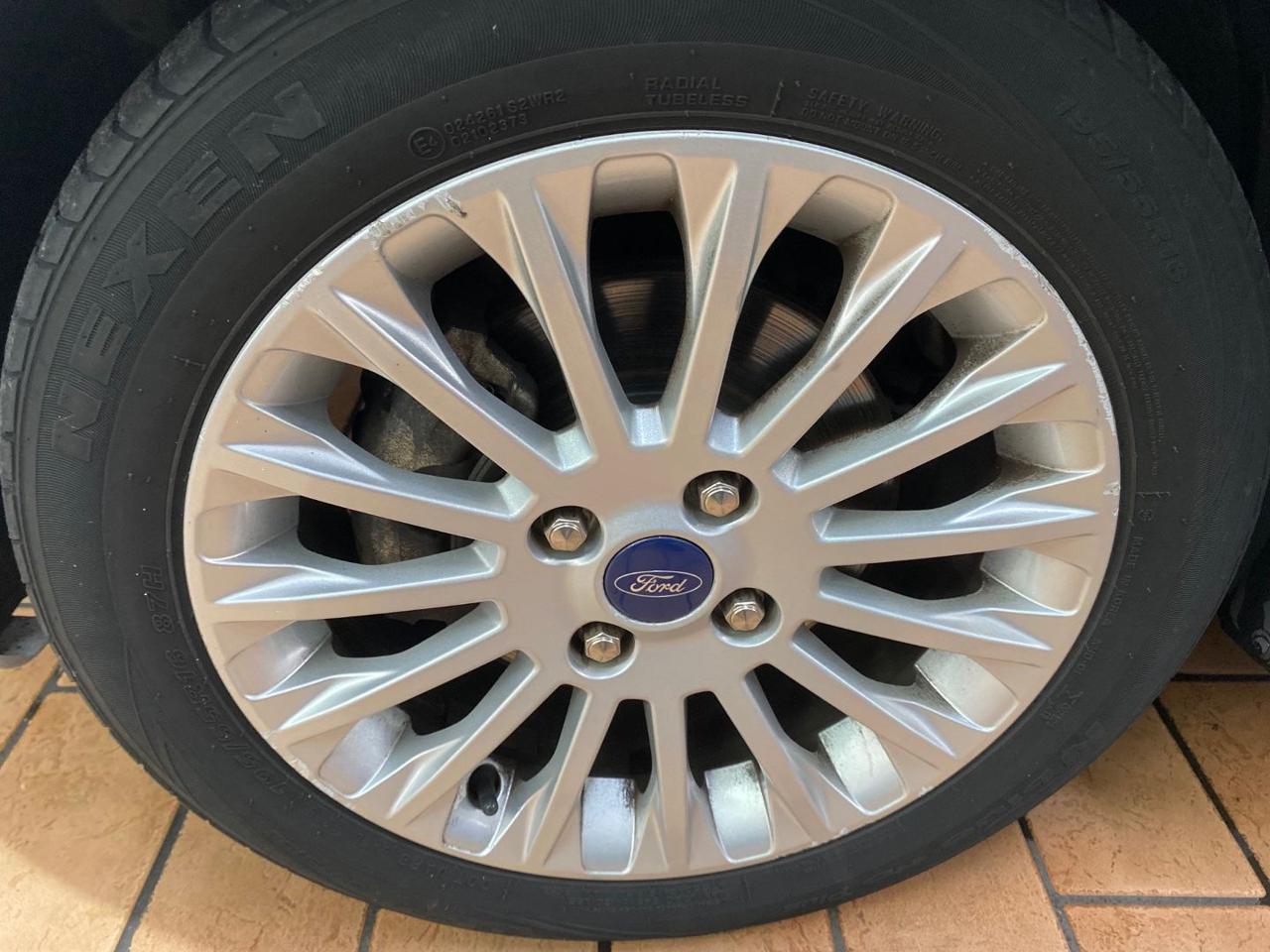 FORD B-Max 1.0 EcoBoost 100 CV Titanium Tetto Pano - 11