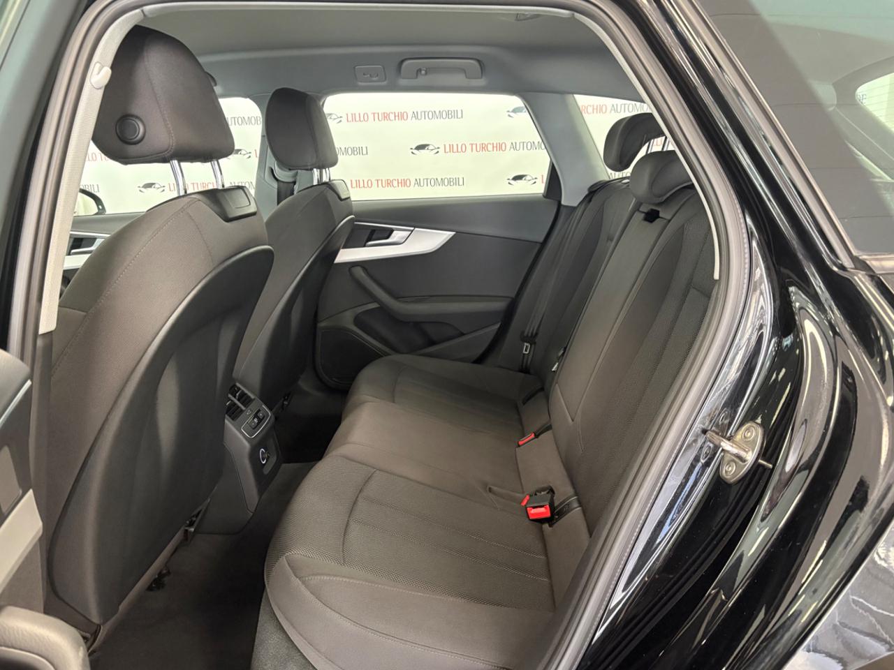 AUDI A4 Avant 30 TDI S tronic Business PREZZO REALE! - 19