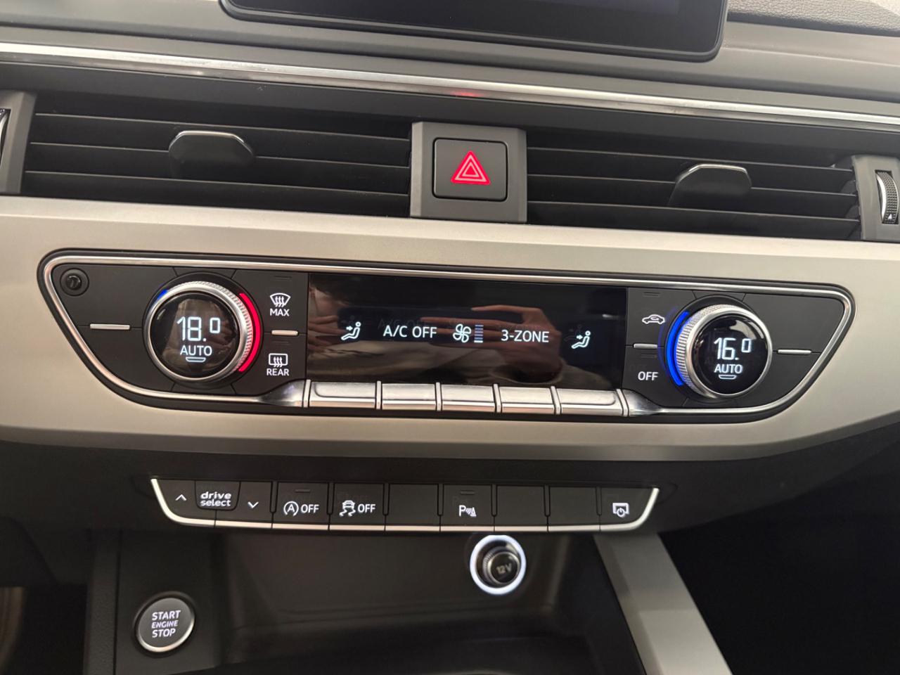 AUDI A4 Avant 30 TDI S tronic Business PREZZO REALE! - 14