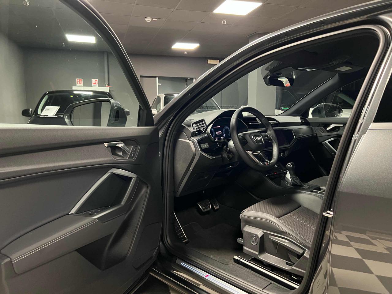 AUDI Q3 35 SPB TDI S tronic S line edition - 20