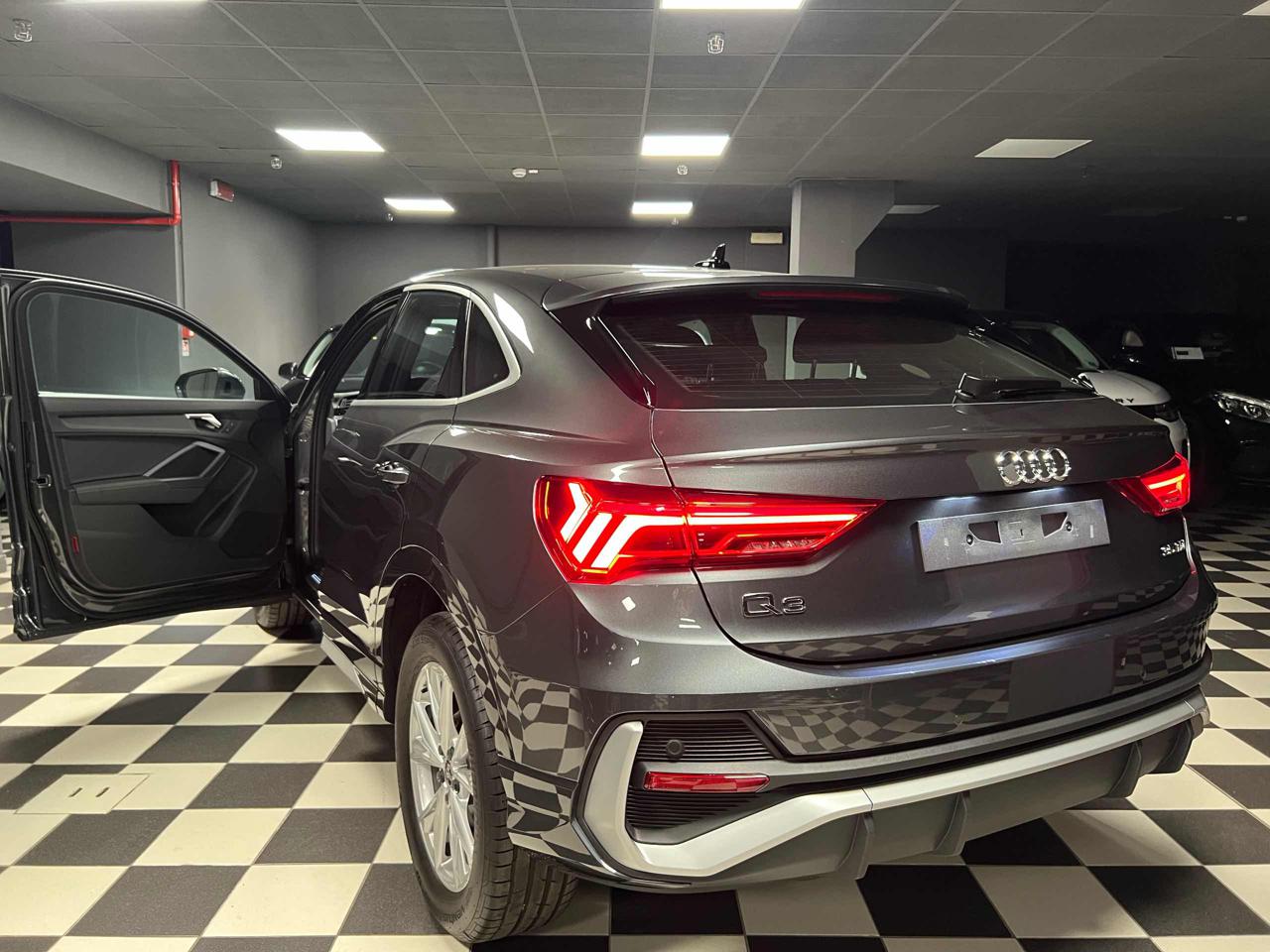AUDI Q3 35 SPB TDI S tronic S line edition - 5