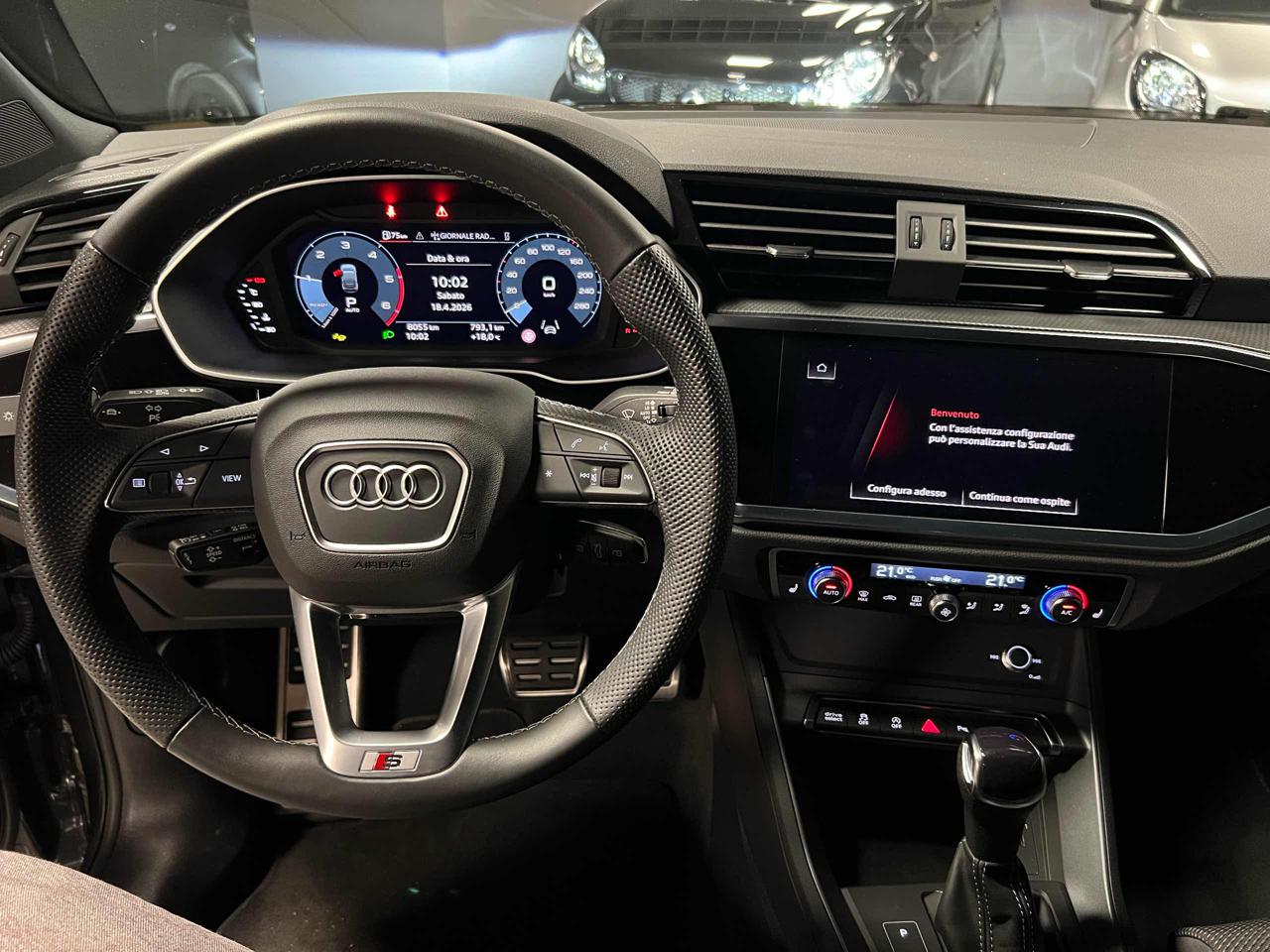 AUDI Q3 35 SPB TDI S tronic S line edition - 10