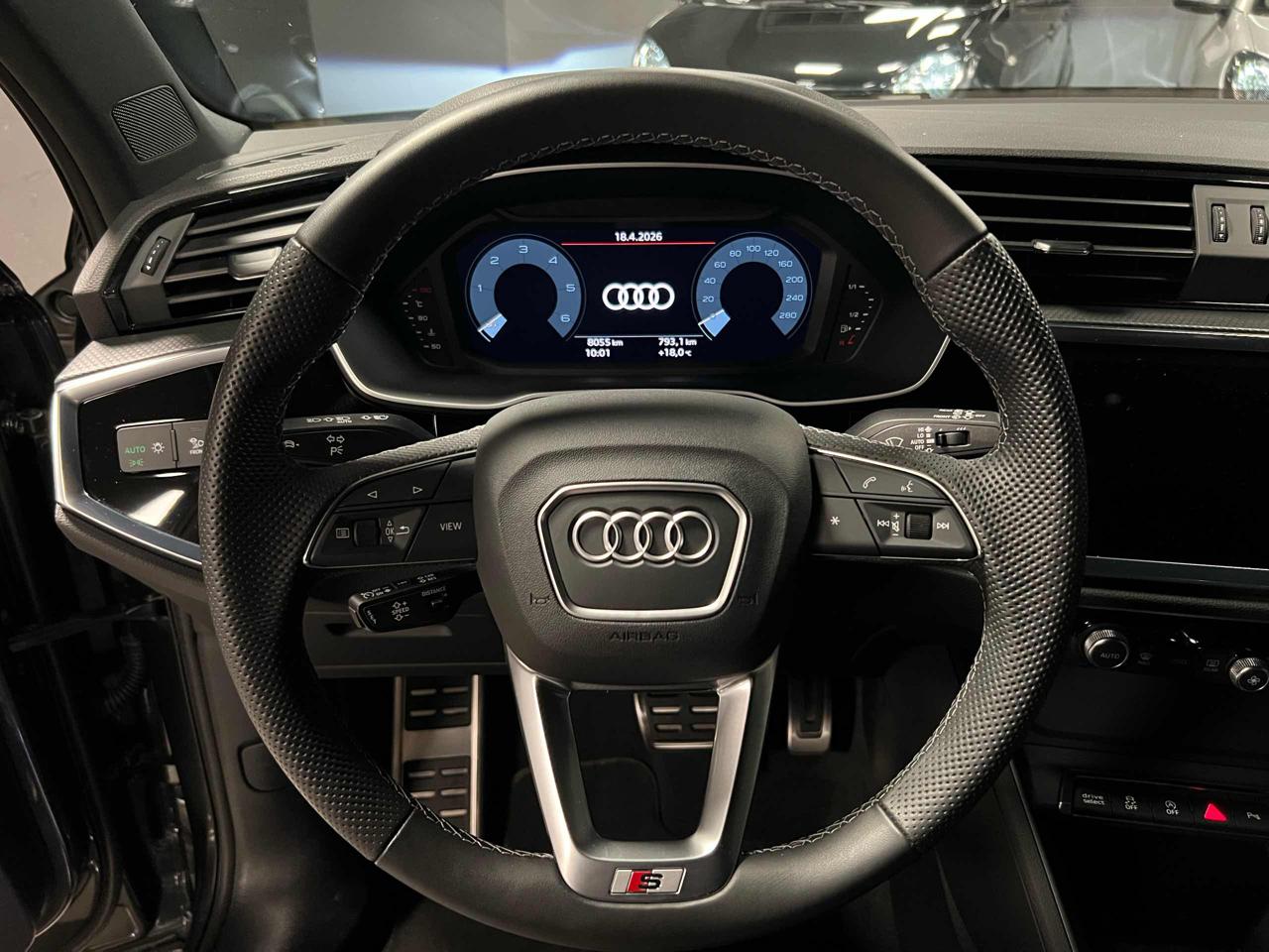 AUDI Q3 35 SPB TDI S tronic S line edition - 7