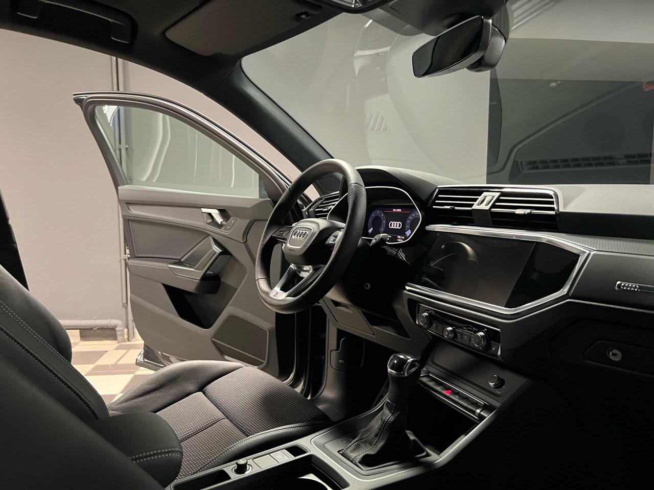 AUDI Q3 35 SPB TDI S tronic S line edition - 16