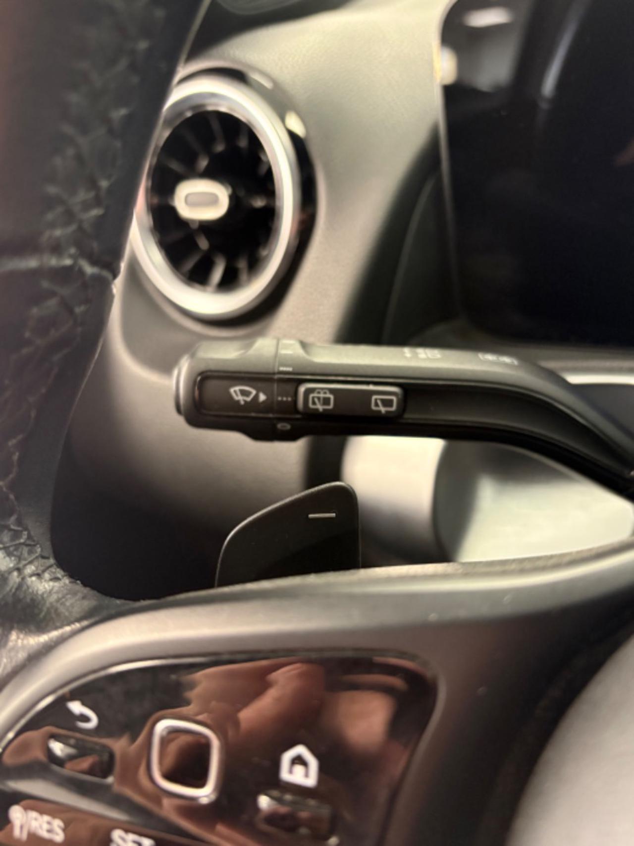 MERCEDES-BENZ GLB 200 d Automatic Business Extra - 12