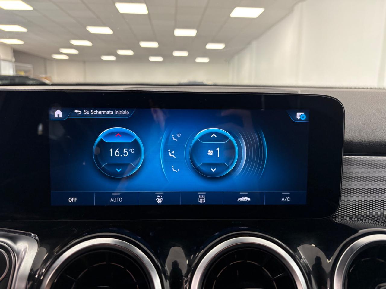 MERCEDES-BENZ GLB 200 d Automatic Business Extra - 16