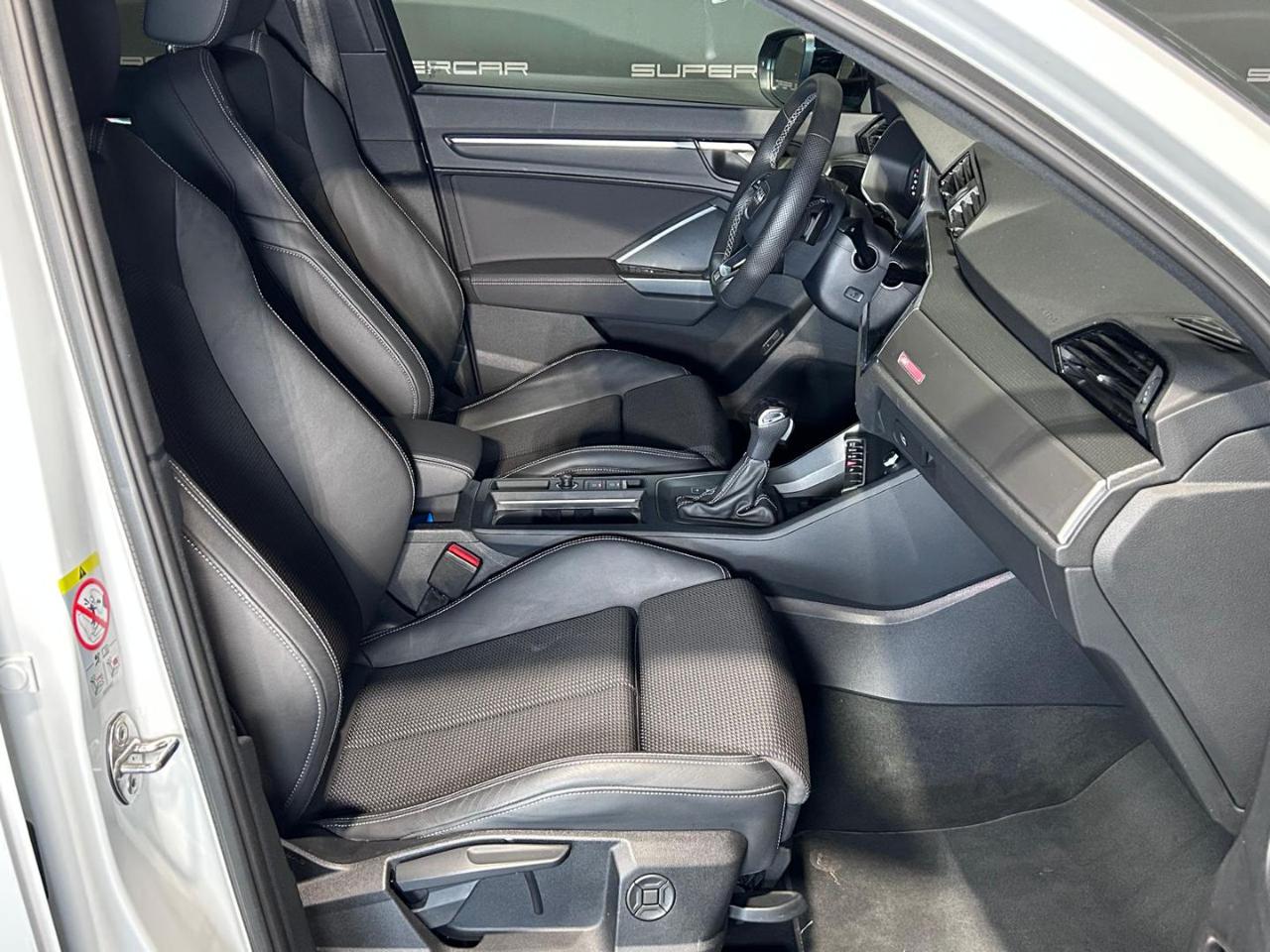 AUDI Q3 35 TDI S tronic Identity Black - 12