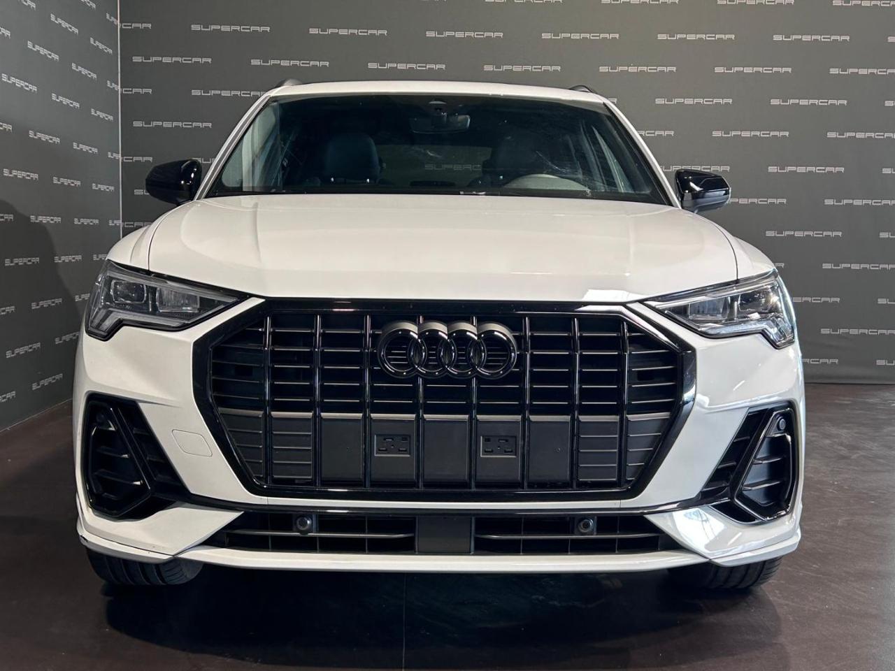 AUDI Q3 35 TDI S tronic Identity Black - 2