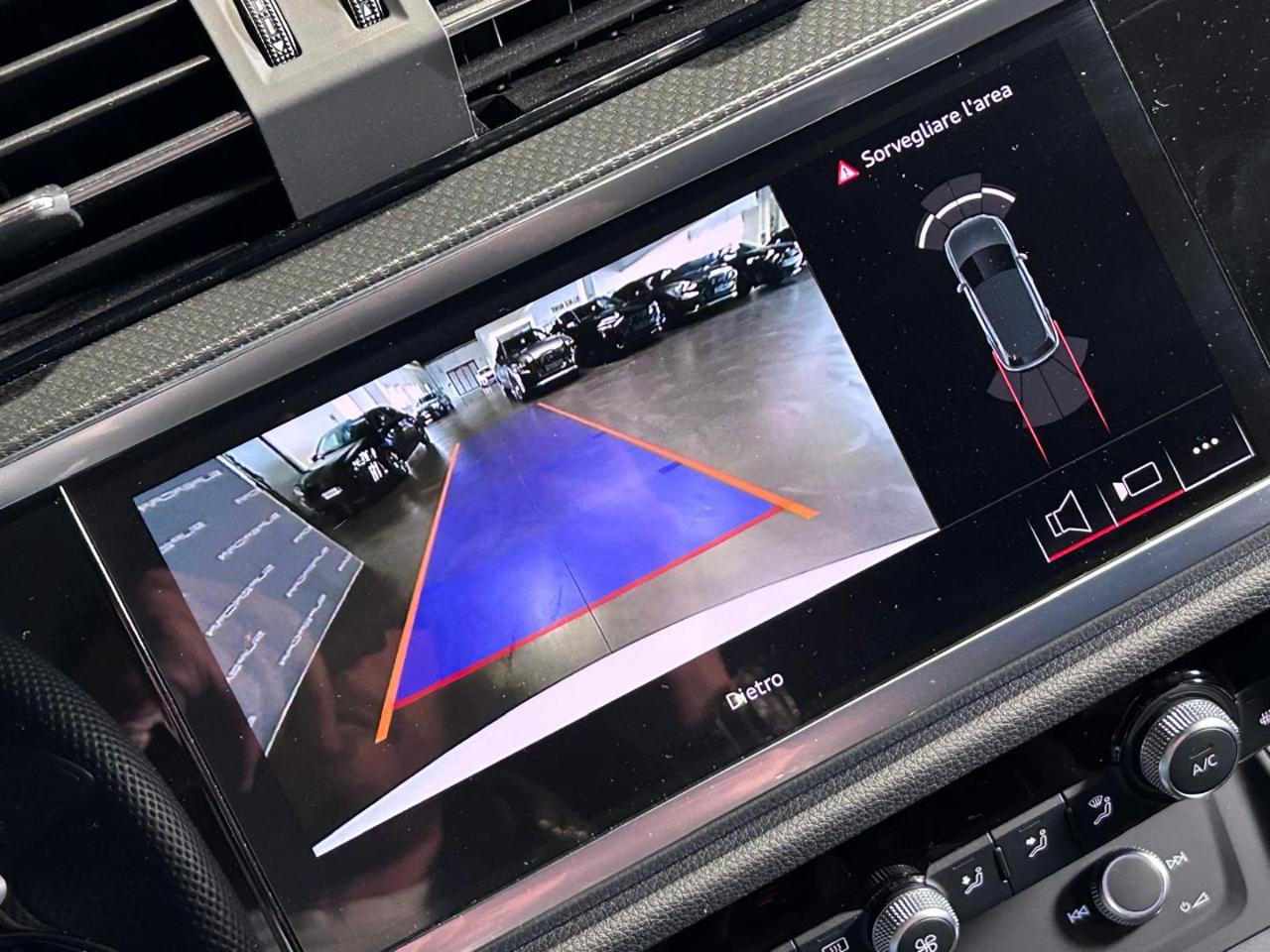 AUDI Q3 35 TDI S tronic Identity Black - 14