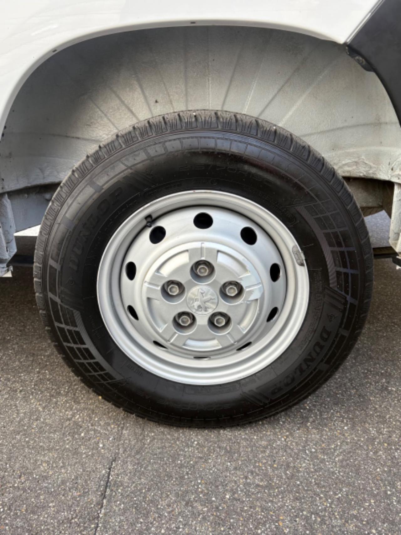 PEUGEOT Boxer 33 2.2 BlueHDi 140 S&S PM-TM Furgone 13300€ +IVA - 18