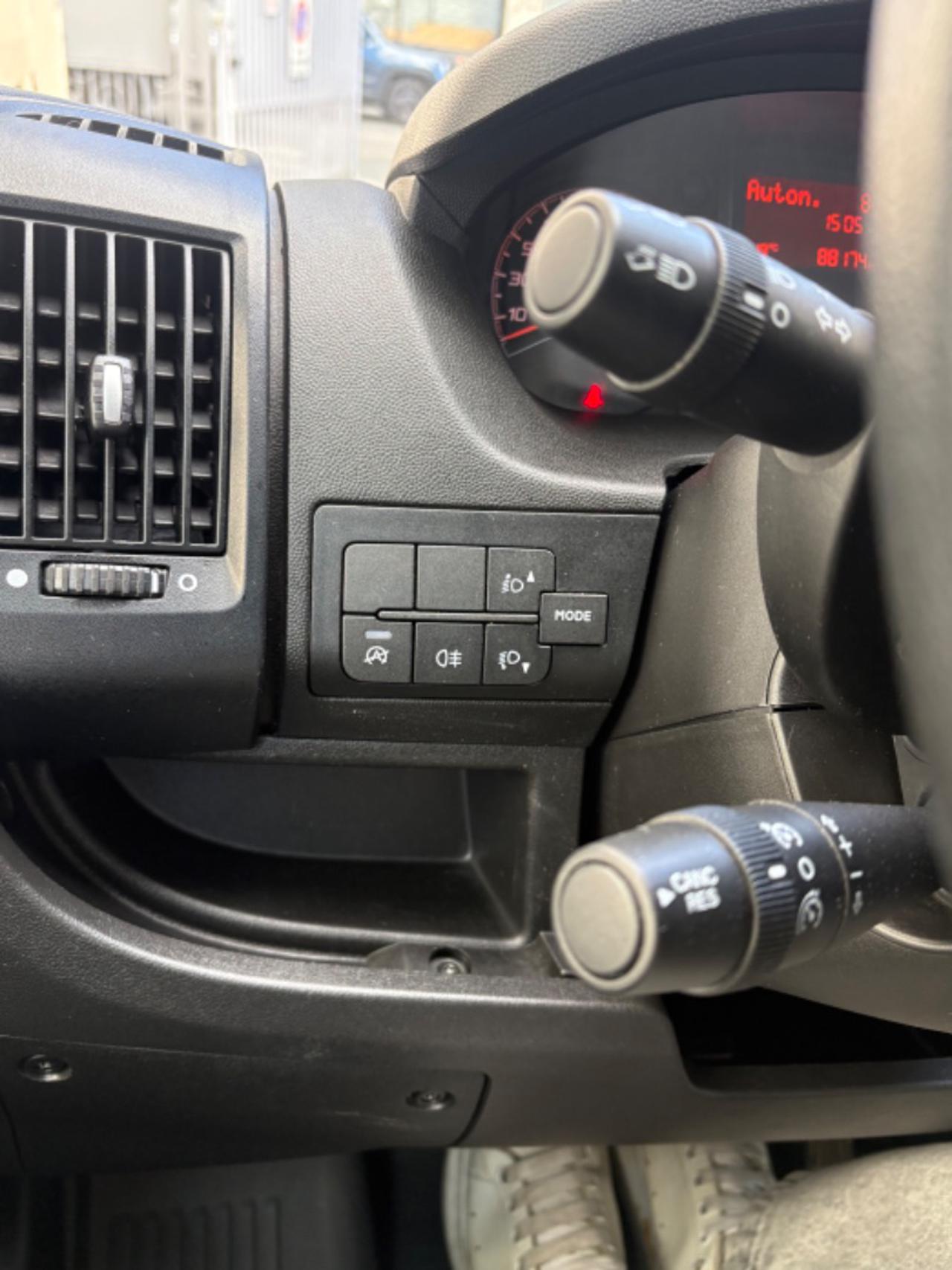 PEUGEOT Boxer 33 2.2 BlueHDi 140 S&S PM-TM Furgone 13300€ +IVA - 13