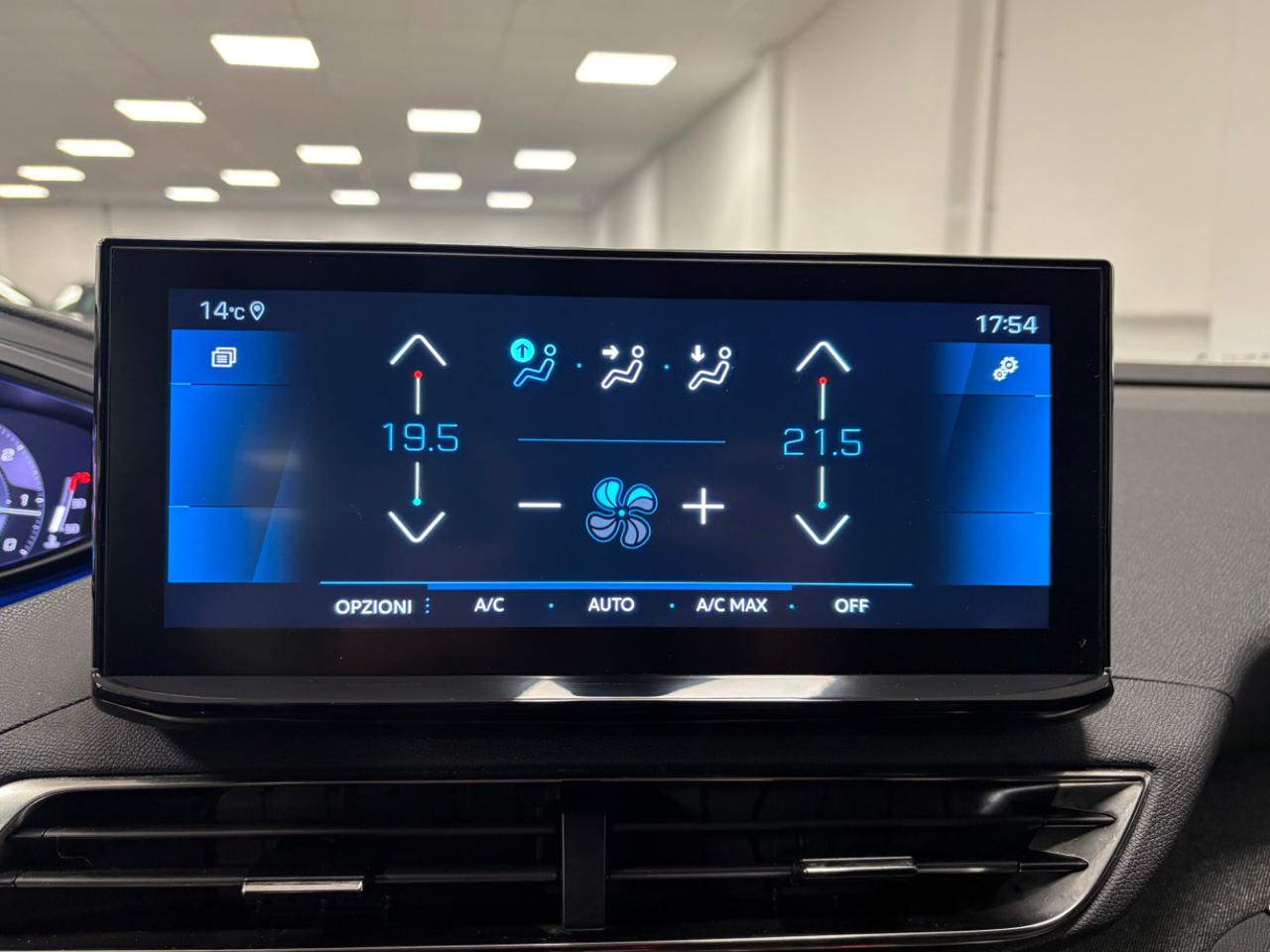 PEUGEOT 5008 BlueHDi 130 S&S EAT8 Allure Pack 7 POSTI FULL LED - 18