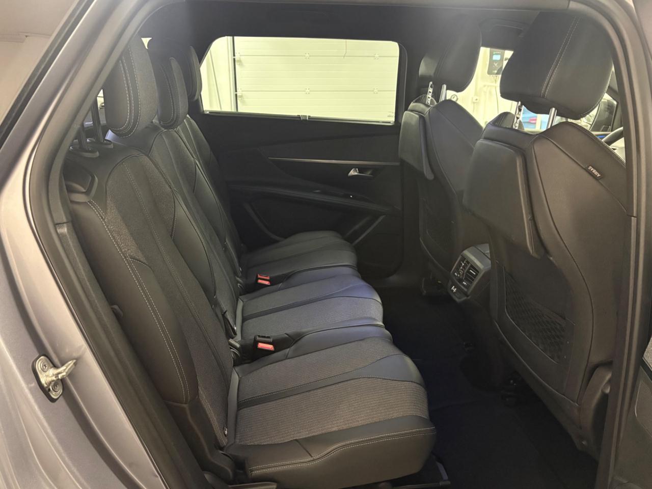 PEUGEOT 5008 BlueHDi 130 S&S EAT8 Allure Pack 7 POSTI FULL LED - 24