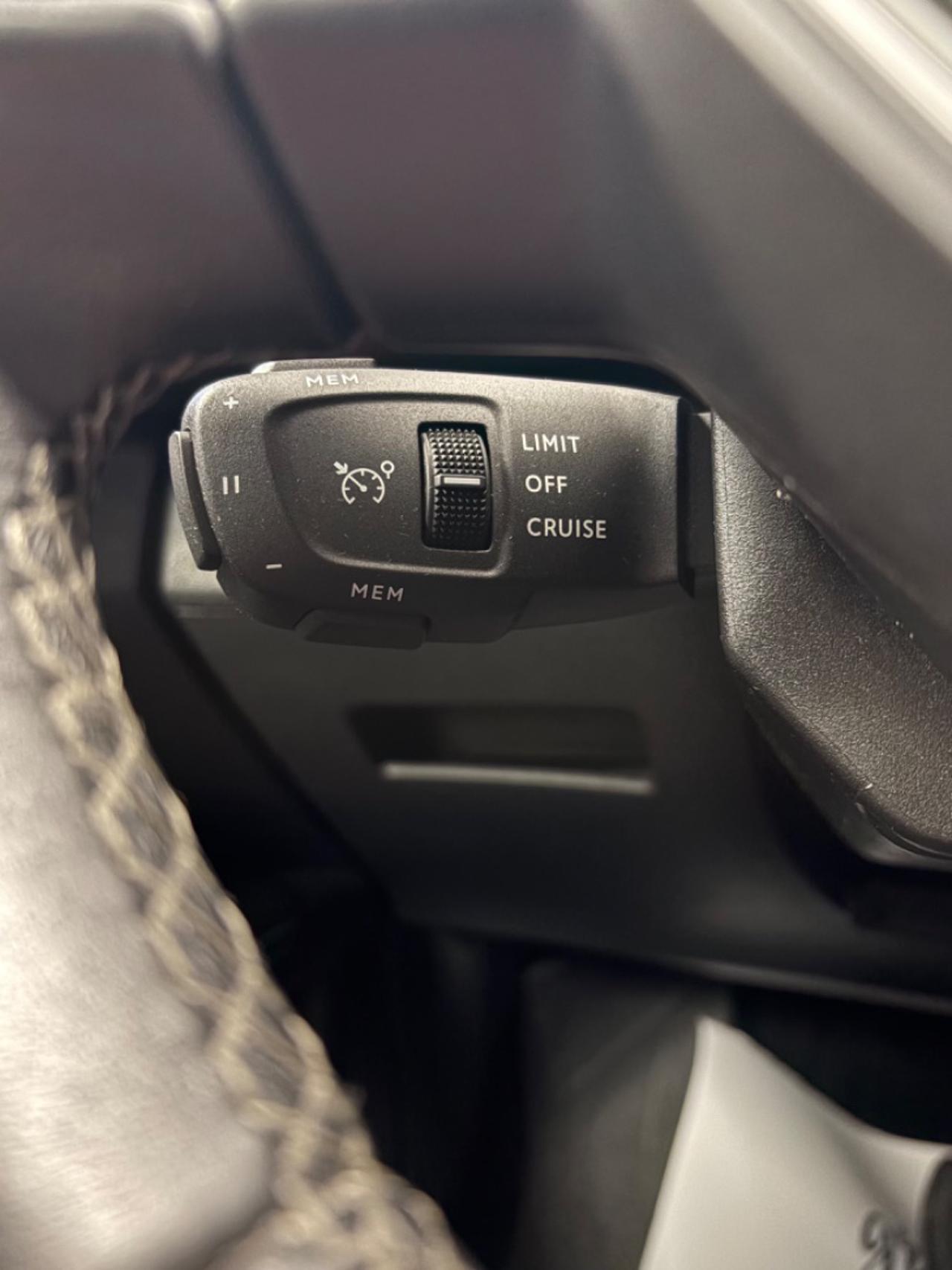 PEUGEOT 5008 BlueHDi 130 S&S EAT8 Allure Pack 7 POSTI FULL LED - 13