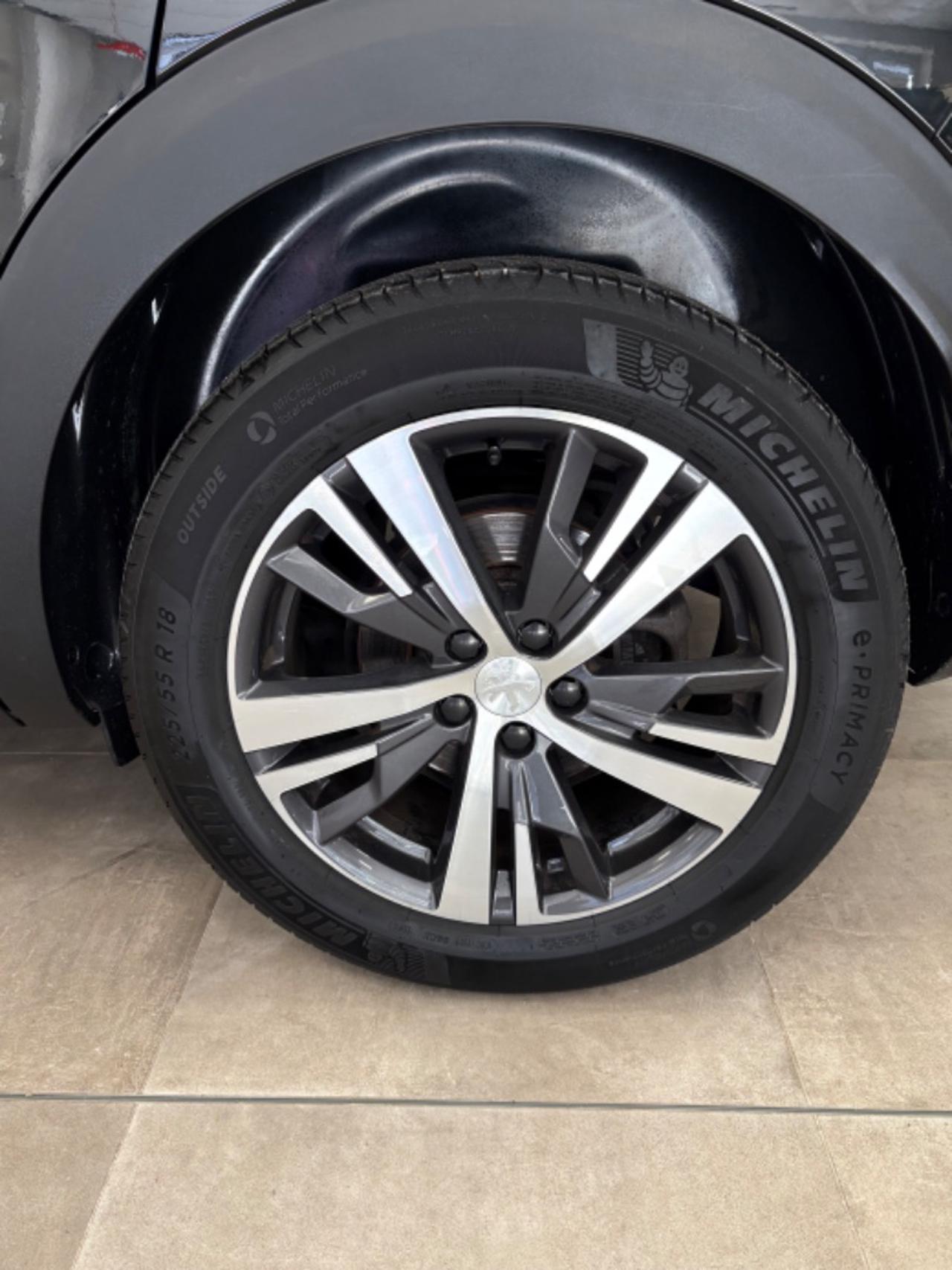 PEUGEOT 3008 BlueHDi 130 S&S EAT8 Allure Pack - 27