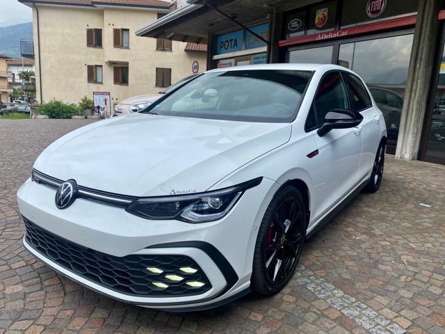 VOLKSWAGEN Golf Bianco pastello