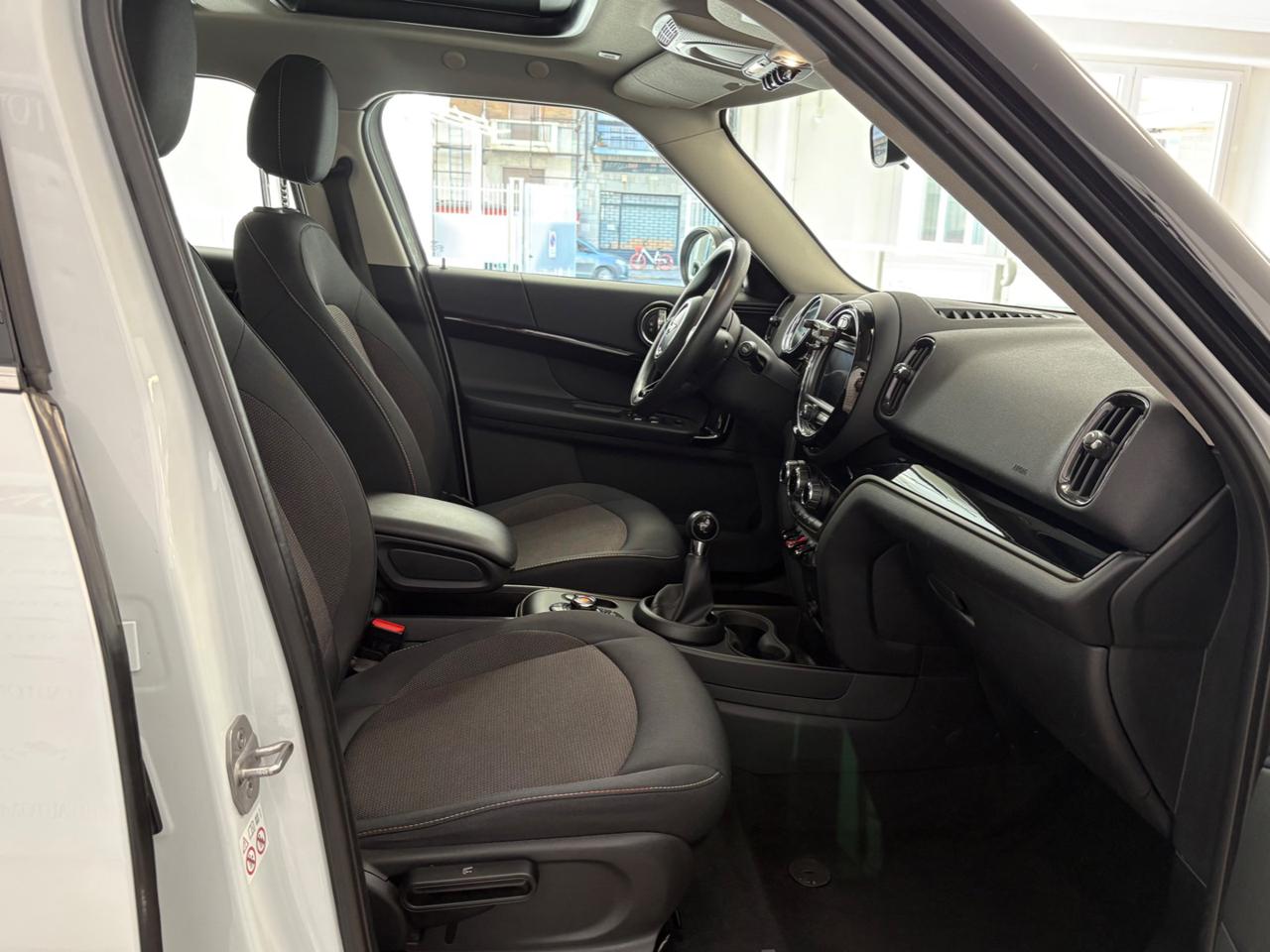 MINI Countryman 2.0 Cooper D Business *TETTO APRIBILE PREZZO REALE - 8