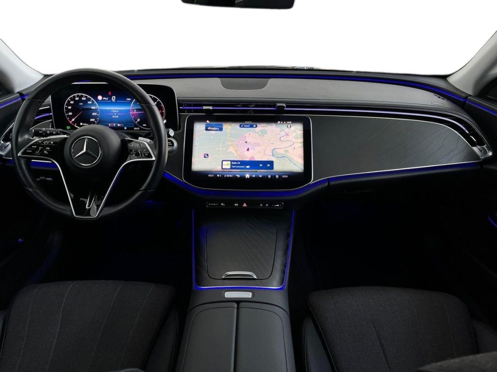 MERCEDES-BENZ E 220 d Mild hybrid 4Matic Advanced Plus - 9