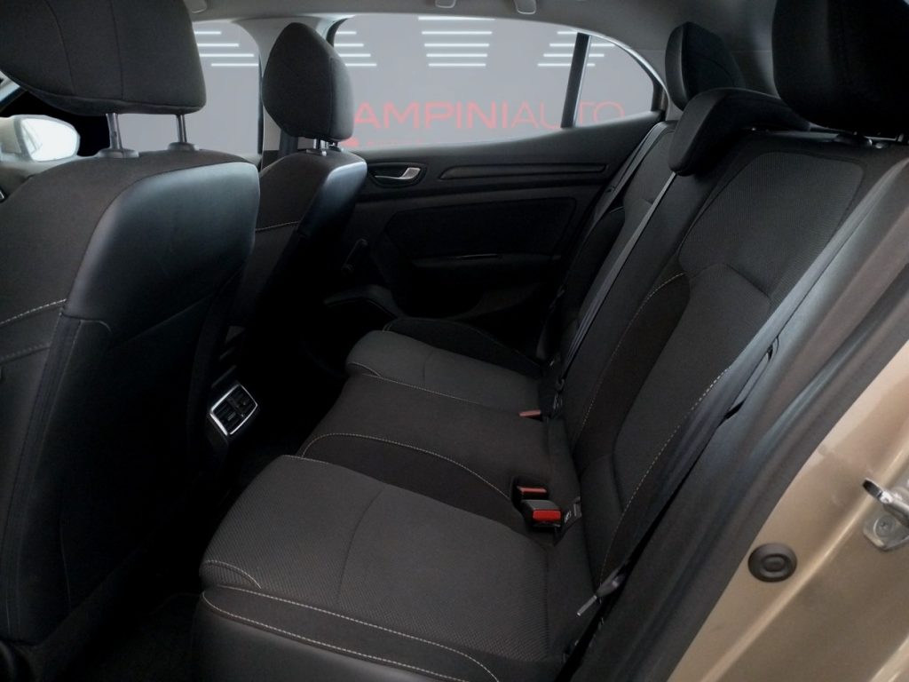 RENAULT Megane Blue dCi 115 CV Iva Esposta Pronta Consegna - 17