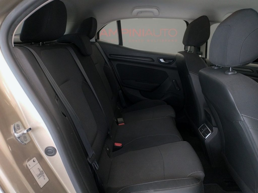RENAULT Megane Blue dCi 115 CV Iva Esposta Pronta Consegna - 18