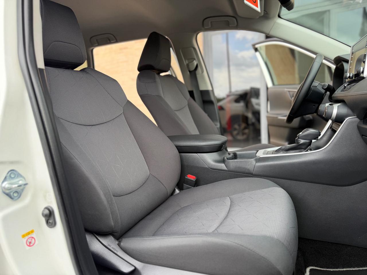 TOYOTA RAV 4 MY23 RAV4 2.5 HV (218CV) E-CVT 2WD Active WITE EDITION - 12