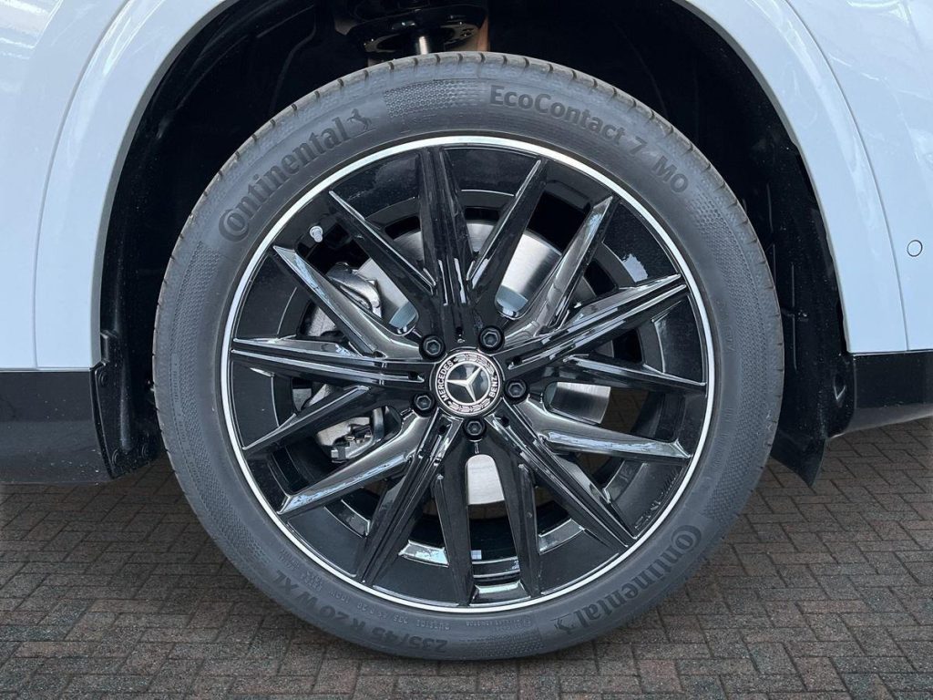 MERCEDES-BENZ GLB EQ 350 4Matic AMG Line Premium - 8