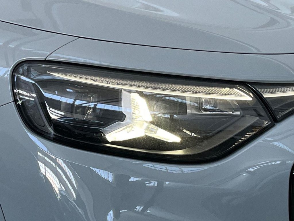 MERCEDES-BENZ GLB EQ 350 4Matic AMG Line Premium - 16