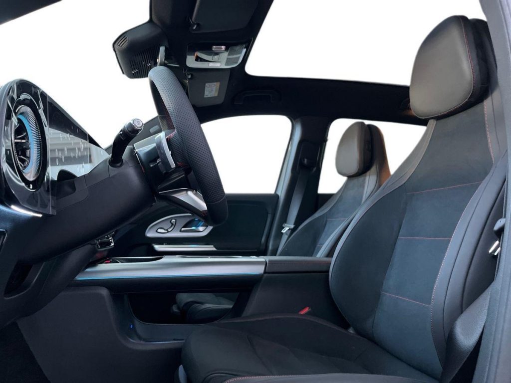 MERCEDES-BENZ GLB EQ 350 4Matic AMG Line Premium - 10