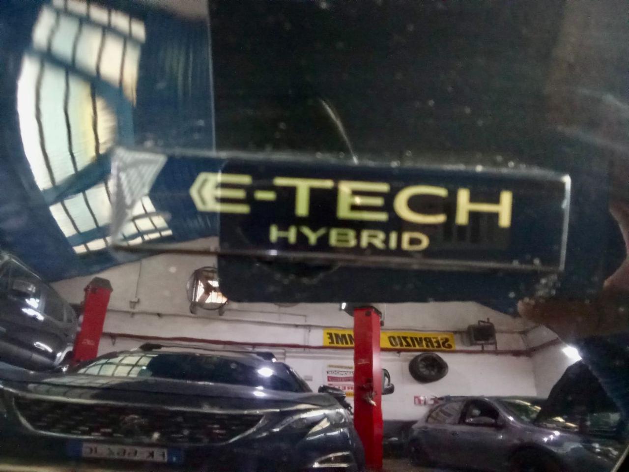 RENAULT Captur Full Hybrid E-Tech 160 CV Techno Extra pack - 4