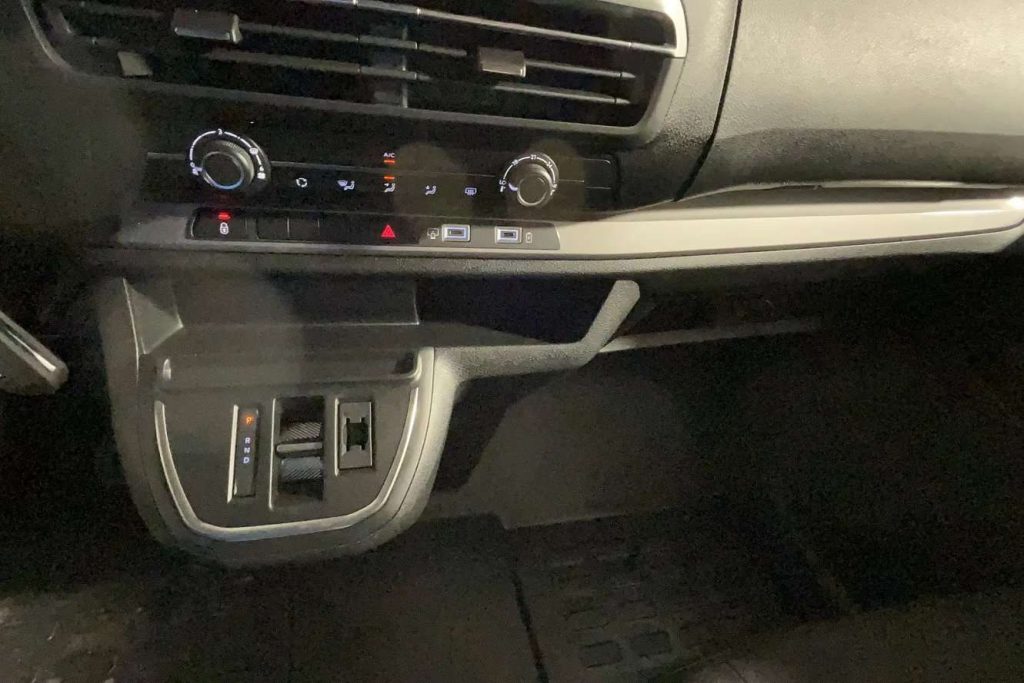 FIAT Ulysse Ulysse Automat. Omolog. M1 2.0 bluehdi 180cv L3H1 - 18