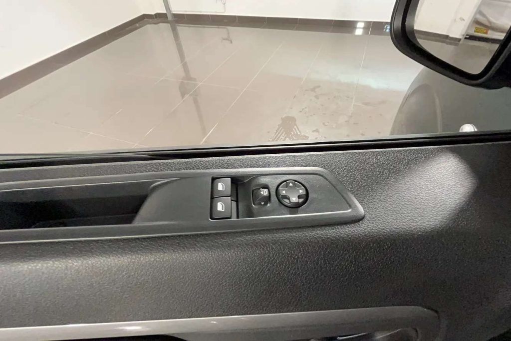 FIAT Ulysse Ulysse Automat. Omolog. M1 2.0 bluehdi 180cv L3H1 - 20