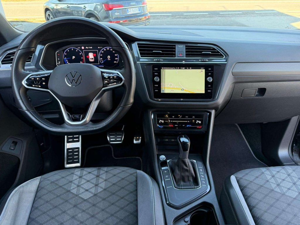 VOLKSWAGEN Tiguan 2021 1.5 tsi R-Line 150cv dsg IVA ESPOSTA - 12