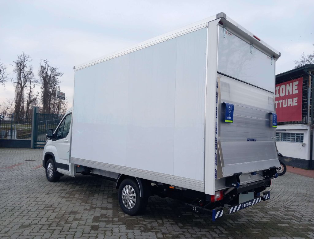 MAXUS Deliver 9 Maxus Deliver 9 L3 rwd R.Sing Furgonat+Sponda - 6