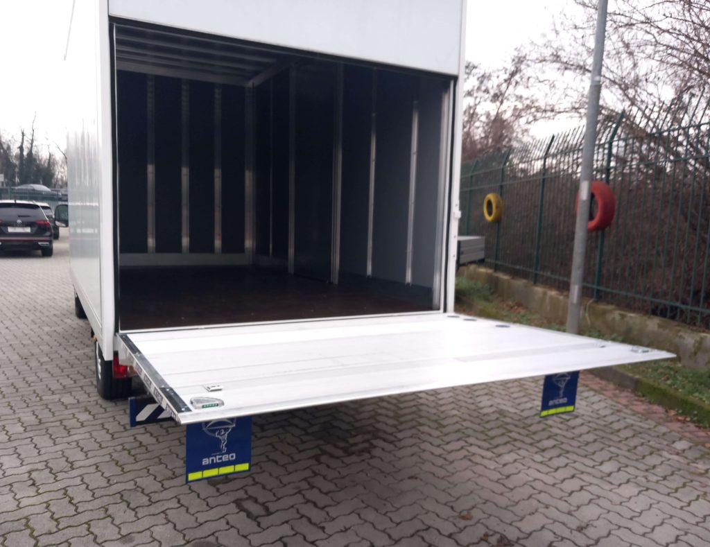 MAXUS Deliver 9 Maxus Deliver 9 L3 rwd R.Sing Furgonat+Sponda - 15