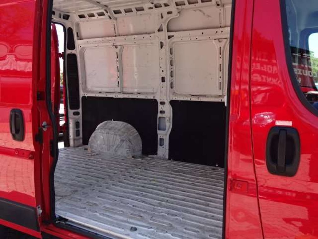 PEUGEOT Boxer 330 2.2 bluehdi 140cv S&S L2H2 - 7