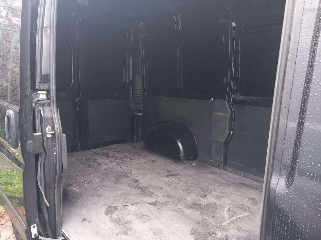 PEUGEOT Boxer 330 2.2 bluehdi 140cv S&S L2H2 - 5