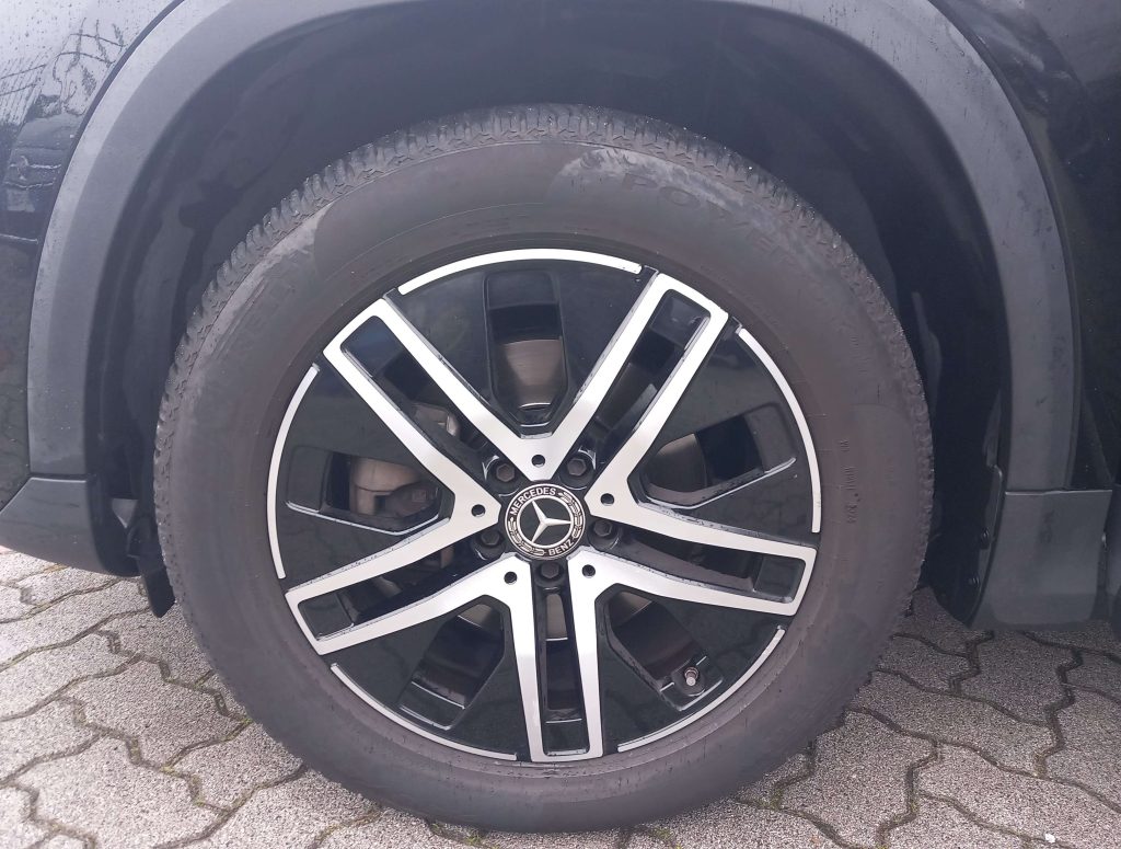 MERCEDES-BENZ GLA 200 H247 2020 d Premium 4matic auto - 14