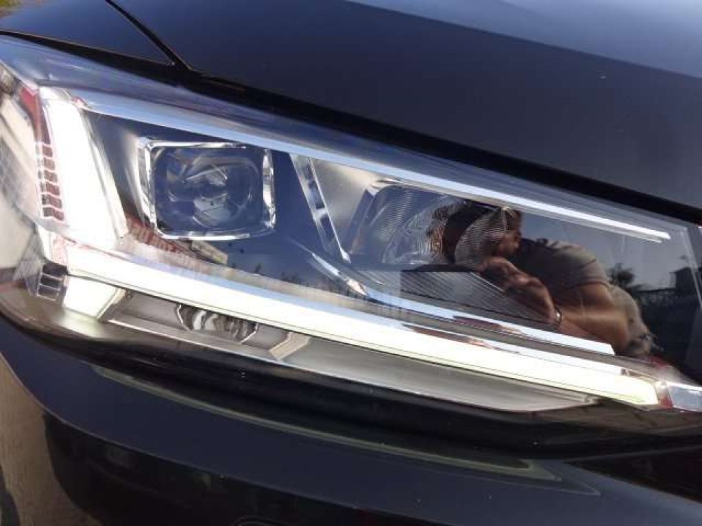 AUDI Q2 I  35 1.5 tfsi Admired s-tronic - 13