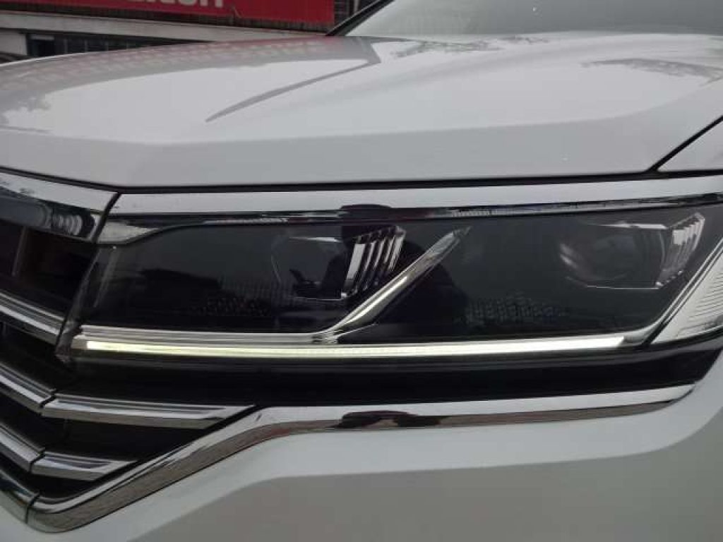 VOLKSWAGEN Touareg III 3.0 V6 tdi Exclusive 231cv IVA ESPOSTA - 14