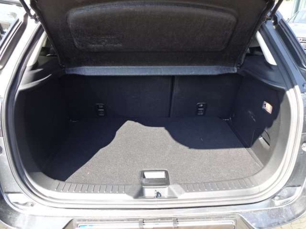 MAZDA CX-3 1.5d Luxury edition 2wd 105cv - 8