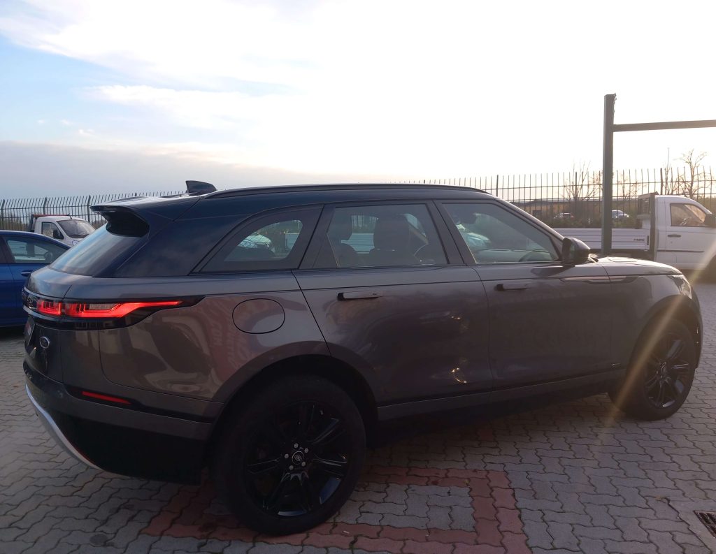 LAND ROVER Range Rover Velar 2.0 i4 R-Dynamic 240cv auto - 3