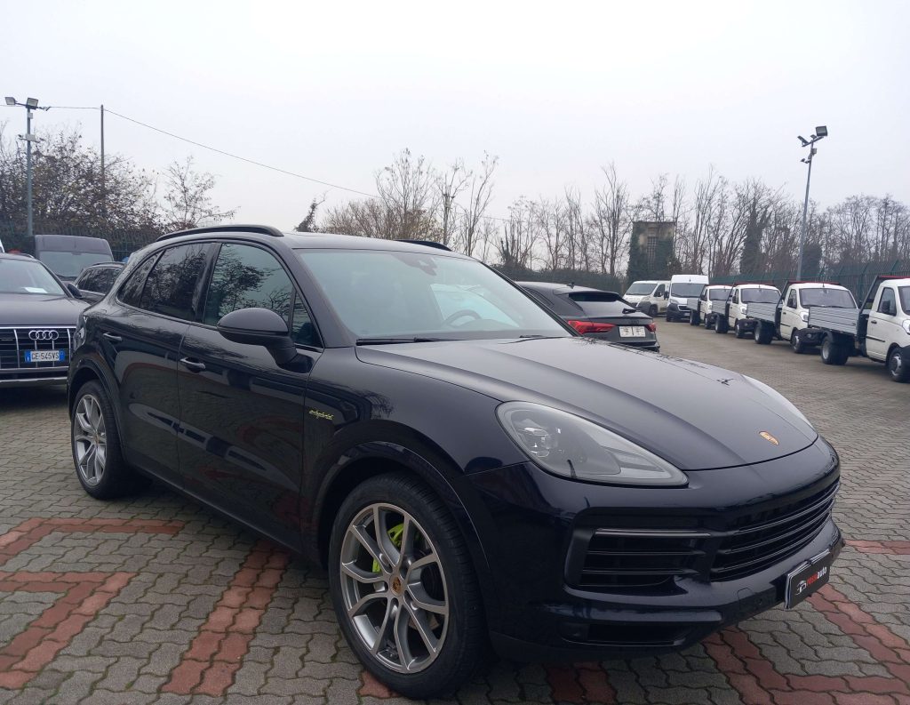 PORSCHE Cayenne 3.0 e-hybrid tiptronic - 3