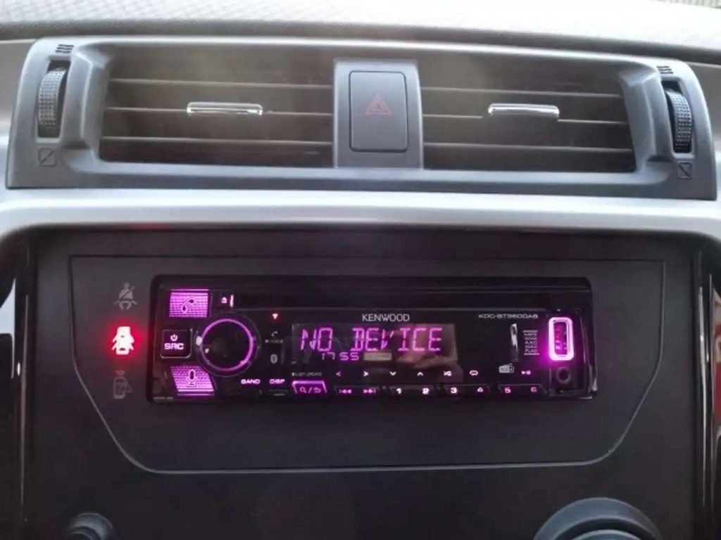 MAHINDRA KUV100 1.2 K6+ m-bifuel Adatta x NEOPATENTATI - 10