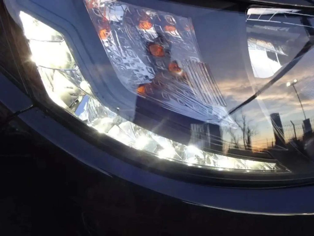 MAHINDRA KUV100 1.2 K6+ m-bifuel Adatta x NEOPATENTATI - 13