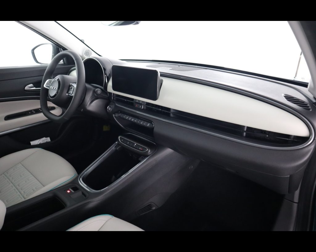 FIAT 600 Hybrid My25 La Prima Hybrid 100cv - 16