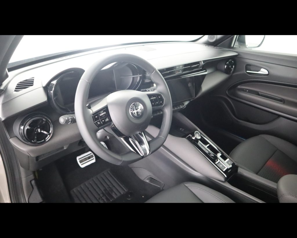 ALFA ROMEO Junior Ibrida Ibrida Speciale1.2 136cv Hybrid Edct6 - 13