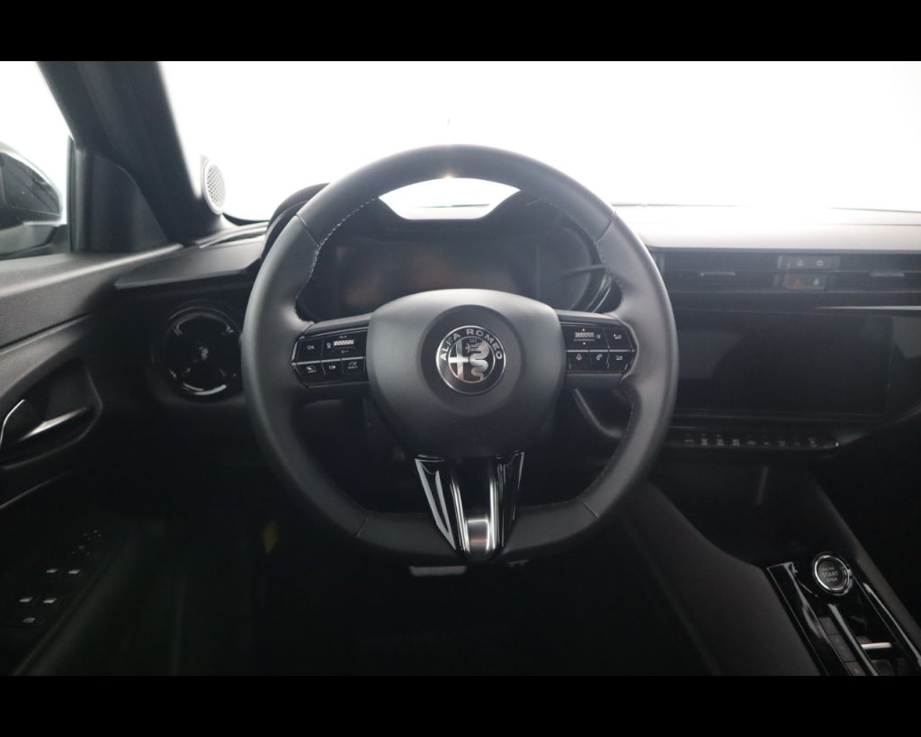 ALFA ROMEO Junior Elettrica Elettrica Speciale Bev 156cv - 115kwh - 14