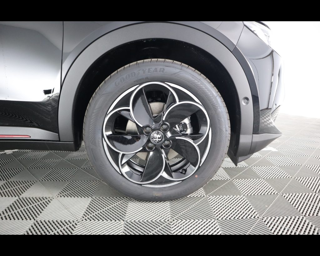 ALFA ROMEO Junior Elettrica Elettrica Speciale Bev 156cv - 115kwh - 20