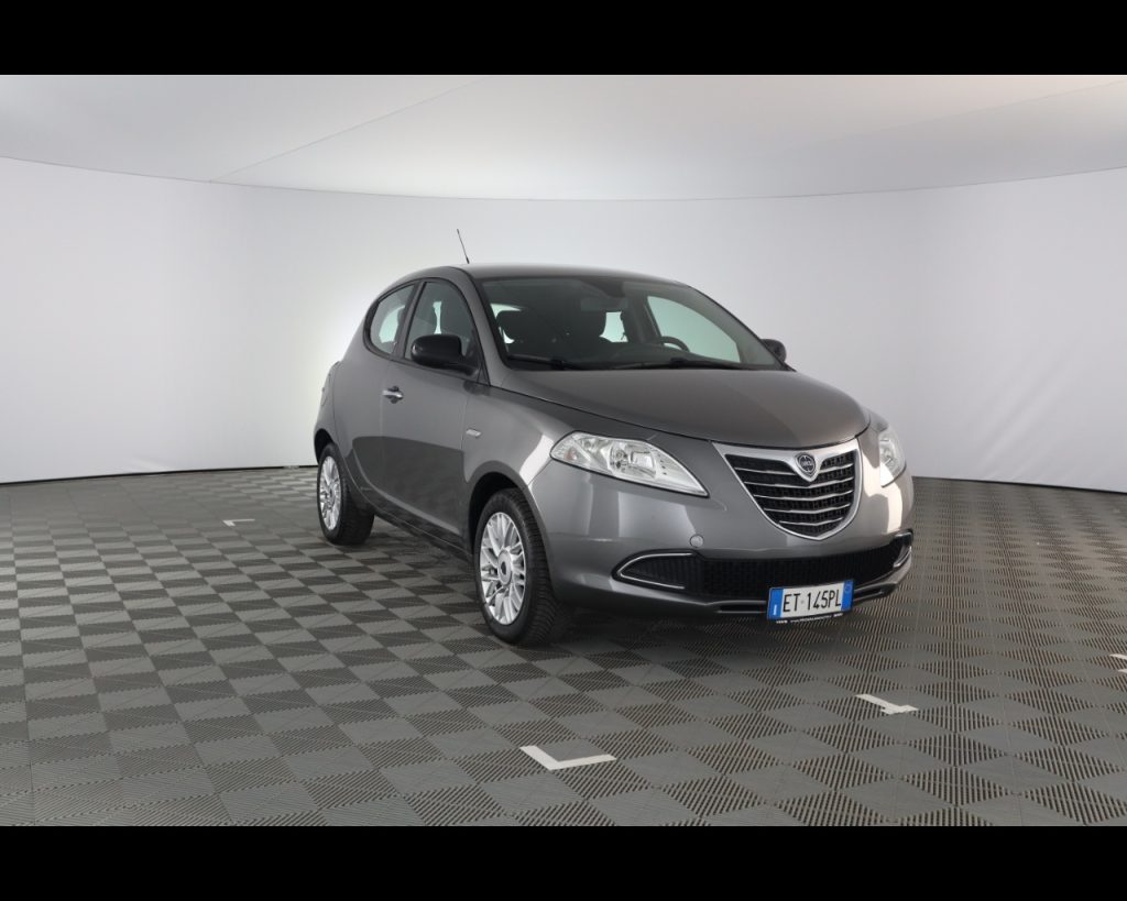 LANCIA Ypsilon 1.2 8v Gold 69cv - 4