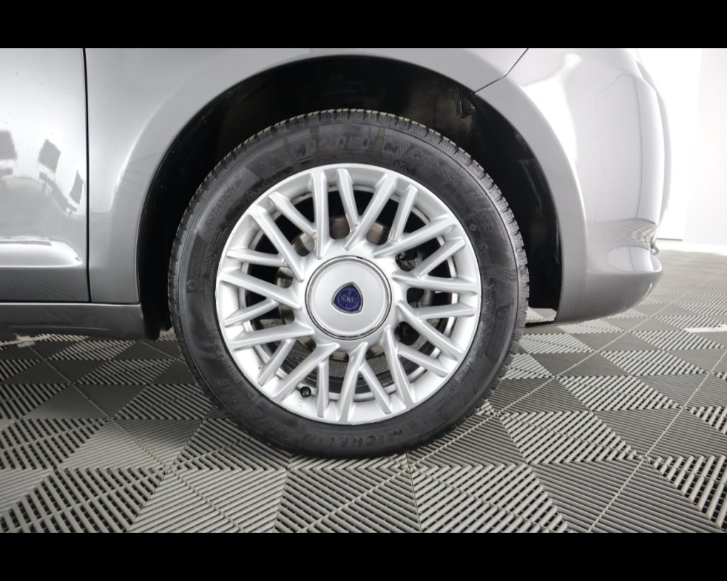 LANCIA Ypsilon 1.2 8v Gold 69cv - 21